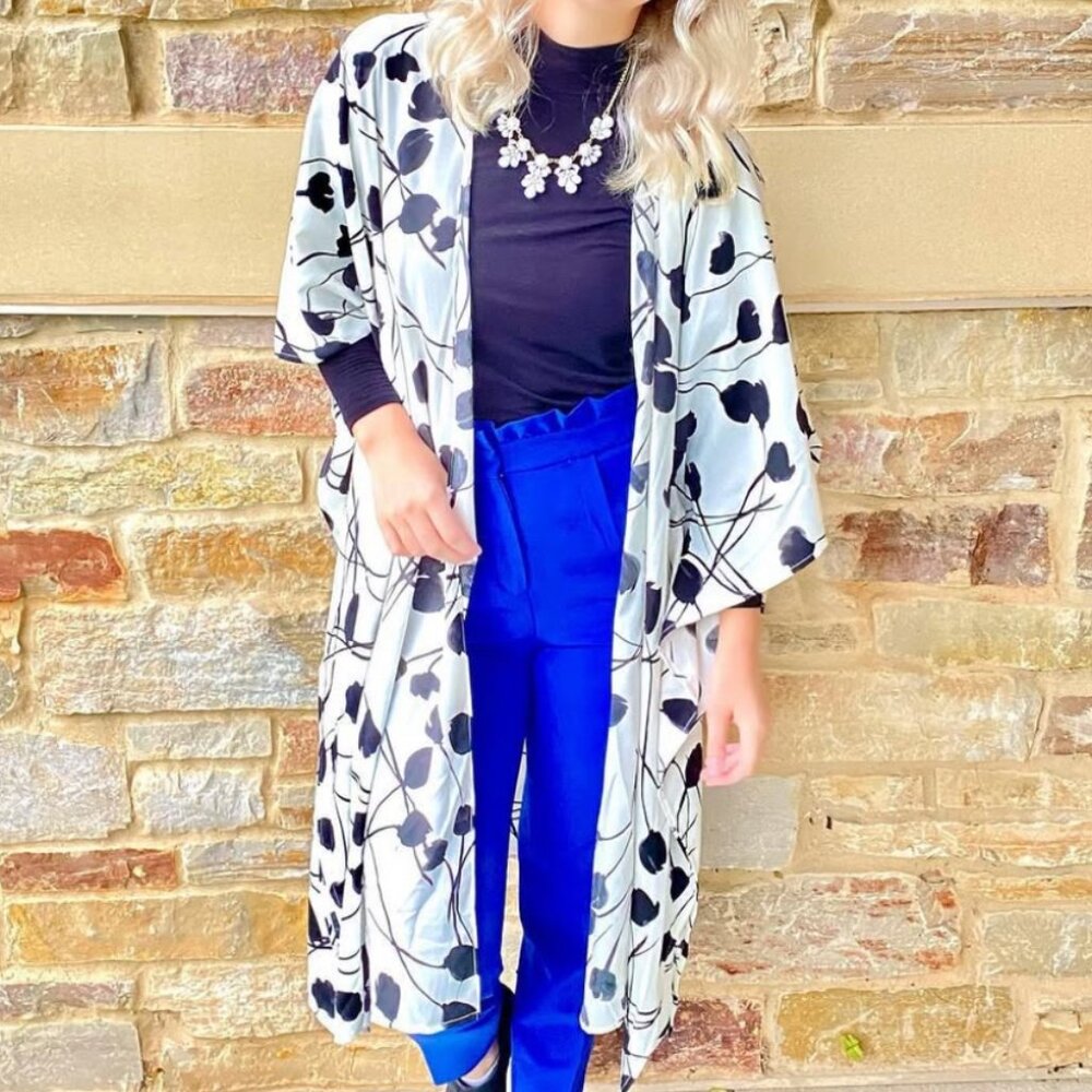 Oversized Floral Caridgan